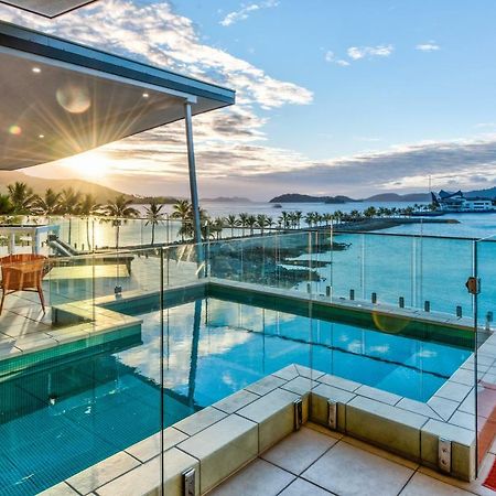 Pavillions Penthouse 25 - Luxury Waterfront Apartment With Private Roof Top Pool And Buggy Hamilton Island Eksteriør bilde