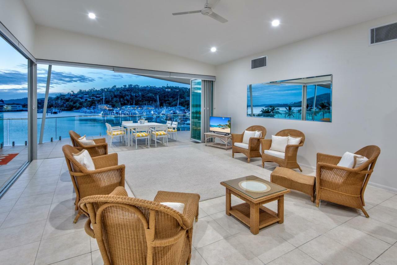 Pavillions Penthouse 25 - Luxury Waterfront Apartment With Private Roof Top Pool And Buggy Hamilton Island Eksteriør bilde