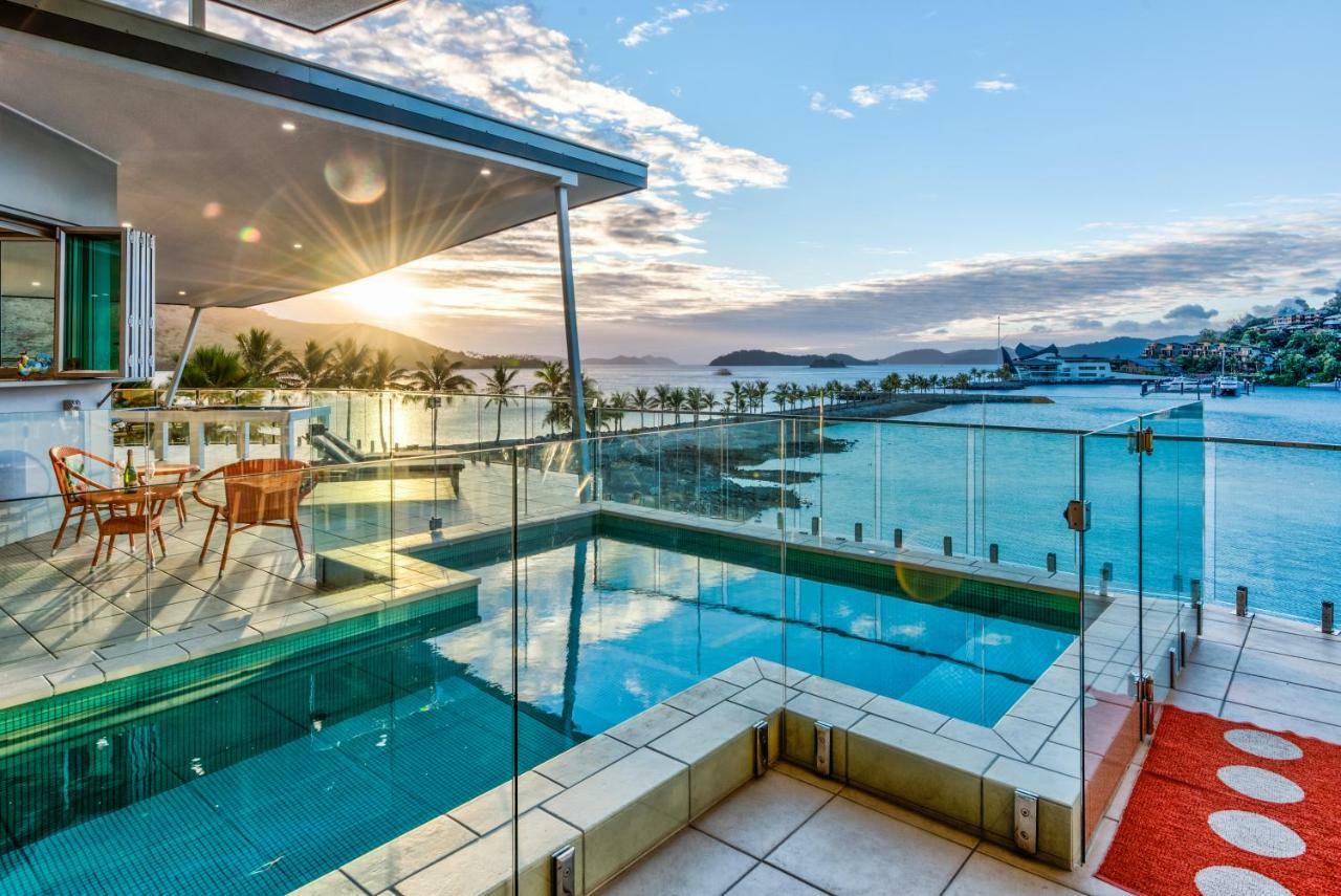 Pavillions Penthouse 25 - Luxury Waterfront Apartment With Private Roof Top Pool And Buggy Hamilton Island Eksteriør bilde