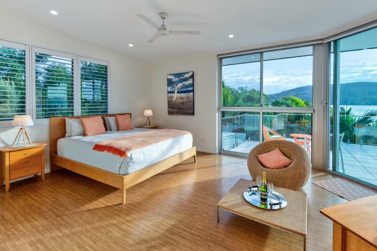 Pavillions Penthouse 25 - Luxury Waterfront Apartment With Private Roof Top Pool And Buggy Hamilton Island Eksteriør bilde