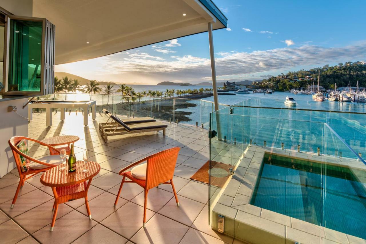 Pavillions Penthouse 25 - Luxury Waterfront Apartment With Private Roof Top Pool And Buggy Hamilton Island Eksteriør bilde