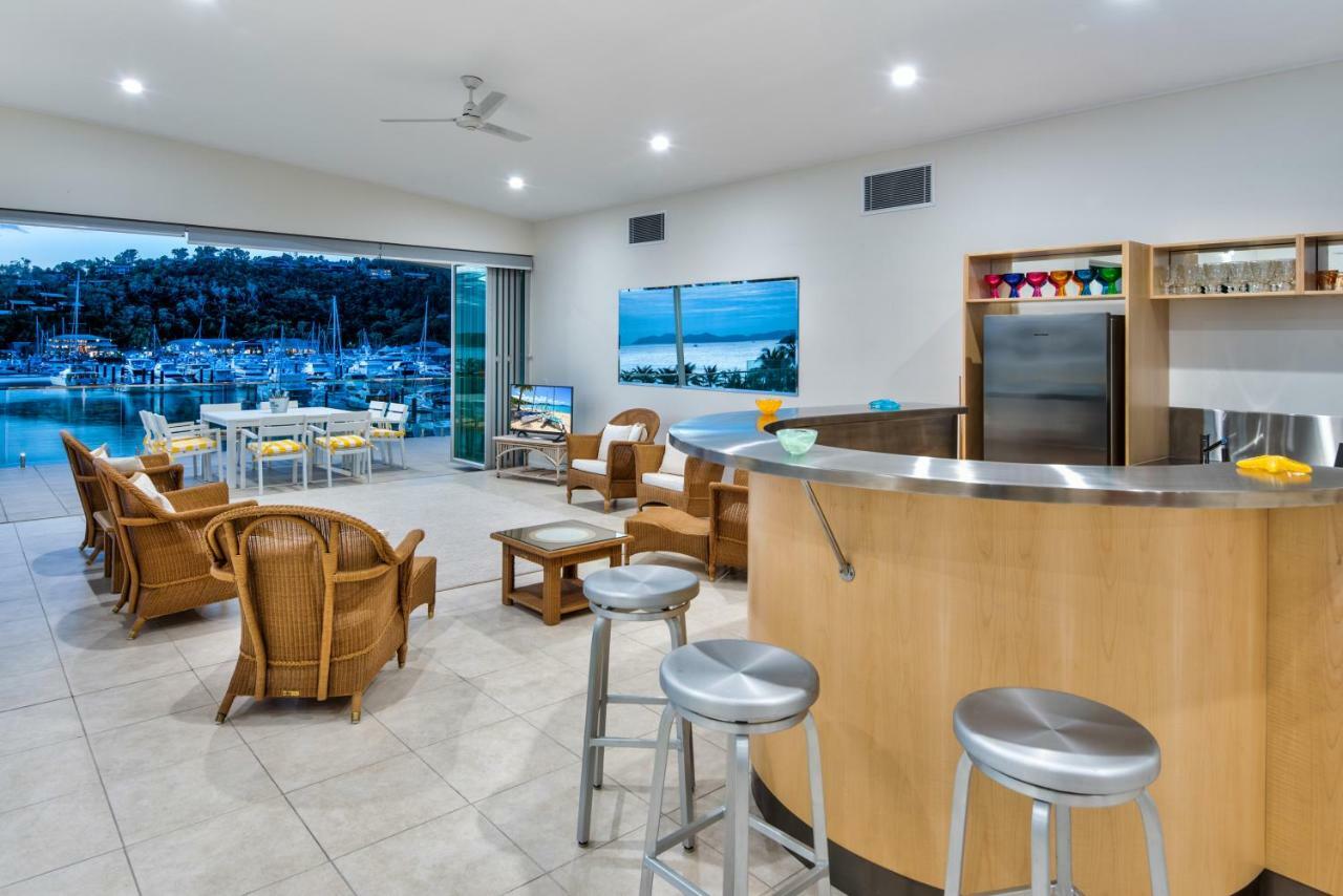 Pavillions Penthouse 25 - Luxury Waterfront Apartment With Private Roof Top Pool And Buggy Hamilton Island Eksteriør bilde