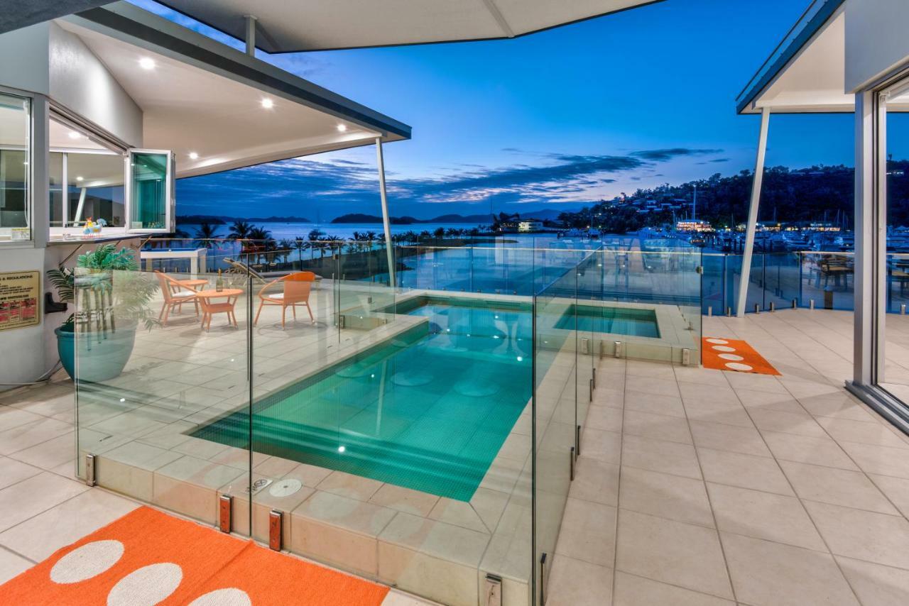 Pavillions Penthouse 25 - Luxury Waterfront Apartment With Private Roof Top Pool And Buggy Hamilton Island Eksteriør bilde