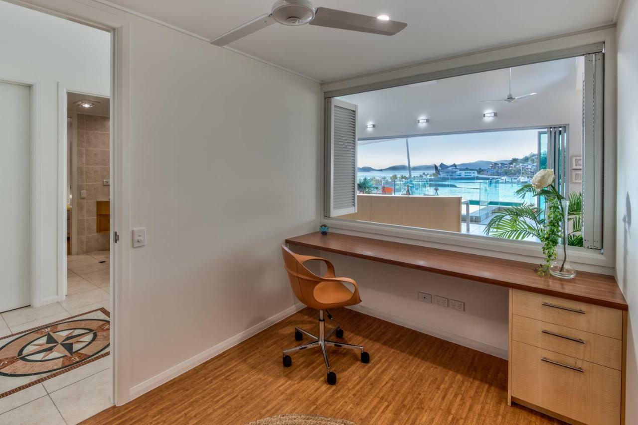 Pavillions Penthouse 25 - Luxury Waterfront Apartment With Private Roof Top Pool And Buggy Hamilton Island Eksteriør bilde